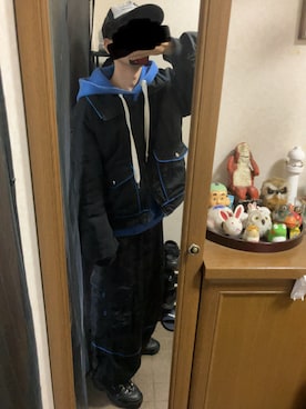 「アイテム（パーカー、ブルー系）」を使った、じっくんさん（メンズ・168cm）の秋コーディネート