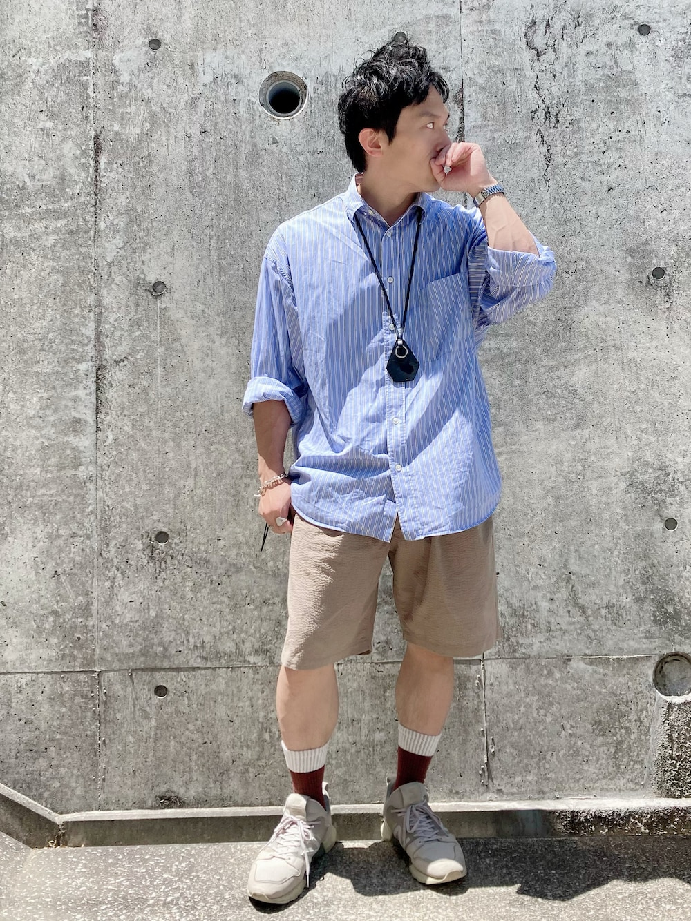 「きれいめカジュアル、大人カジュアル、シンプルコーデ、ハーフパンツ、夏コーデ、MUJI、maisonspecial、シャツスタイル、低身長コーデ」｜「MAISON SPECIALの《UNISEX》【THOMAS MASON】Prime-Over Shirt/トーマスメイソンプライムオーバーシャツ【MAISON SPECIAL/メゾンスペシャル】（シャツ/ブラウス、ブルー系）」を使った、ゆうたさん（骨格ストレート・メンズ・163cm）の春コーディネートの1枚目の写真