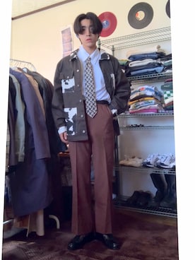 「アースカラー」｜「アイテム（カバーオール）」を使った、Taroさん（メンズ・180cm）の春コーディネート