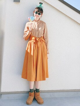 「COMPTOIR DES COTONNIERS（コントワー･デ･コトニエ）のアイテム（シャツ/ブラウス、ブラウン系）」を使った、yuusaiさん（レディース・166cm）の秋コーディネート