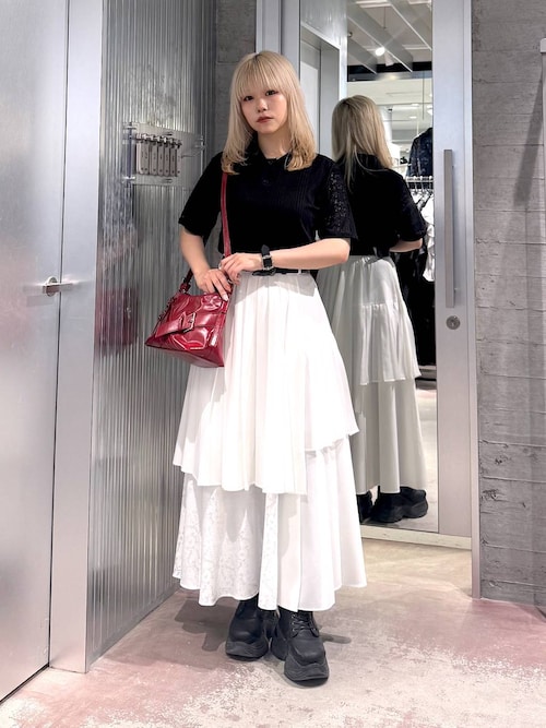 DT★Max Mara★affari リボン付きリジッドブレスレット Double-sided leather belt, pink | Weekend Max Mara