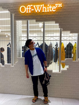 「Onitsuka Tiger（オニツカタイガー）のアイテム（サンダル）」を使った、gigaさん（メンズ・172cm）の秋コーディネート