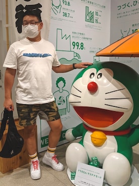 「suzuri ギガ商店のアイテム（Tシャツ/カットソー、ホワイト系）」を使った、gigaさん（メンズ・172cm）の秋コーディネート