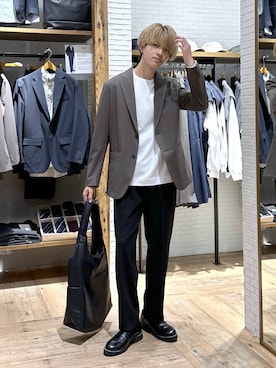 「アイテム（テーラードジャケット）」を使った、おのさん（メンズ・175cm・20代）の秋コーディネート