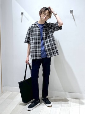 「GLOBAL WORK（グローバルワーク）のスゴラクストレッチスリムパンツ/601335（その他パンツ、ブルー系）」を使った、おのさん（メンズ・175cm）の夏コーディネート