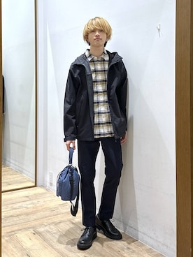 「アイテム（マウンテンパーカー）」を使った、おのさん（メンズ・175cm・20代）の秋コーディネート