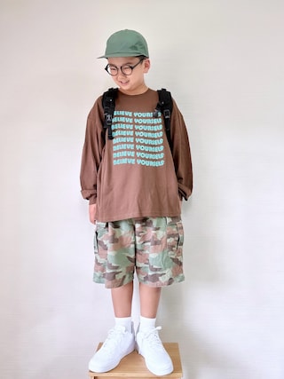 「pairmanon(ペアマノン)の【綿100%】ユニセックス デイリーロゴプリントロンT(Tシャツ/カットソー)」を使った、yo_yoさん(キッズ・130cm)の夏コーディネート