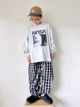 「アイテム（サンダル）」を使った、yo_yoさん（キッズ・127cm）の秋コーディネート