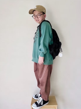 「アイテム（スニーカー）」を使った、yo_yoさん（キッズ・130cm）の秋コーディネート