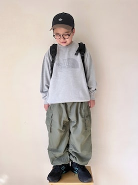 「アイテム（スニーカー）」を使った、yo_yoさん（キッズ・130cm）の冬コーディネート