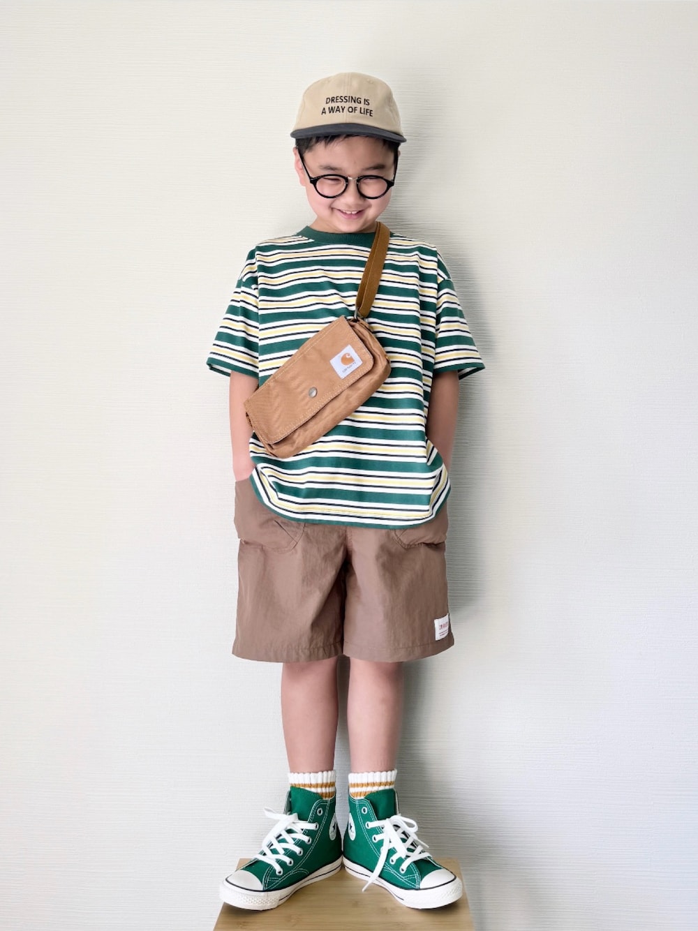 「春めき満開コーデ、春色、ボーダー、コンバース、converse、シンプルコーデ、ハイカットスニーカー、プチプラ、バースデイ、男の子、小学生、ハーフパンツ、グリーン、カジュアル、Tシャツ」｜「Birthdayのアイテム（Tシャツ/カットソー、グリーン系）」を使った、yo_yoさん（キッズ・127cm）の春コーディネートの1枚目の写真