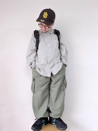 「PENNEYS（ぺニーズ）の≪26SS展示会アイテム≫【KIDS】【FOX×TYPY】新色追加ストライプチェック柄シャツ（シャツ/ブラウス）」を使った、yo_yoさん（キッズ・130cm）の春コーディネート