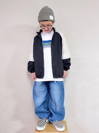 「BREEZE（ブリーズ）の切替ウィンドブレーカー(セットアップ可)_ジュニア対応（ナイロンジャケット）」を使った、yo_yoさん（キッズ・130cm）の冬コーディネート