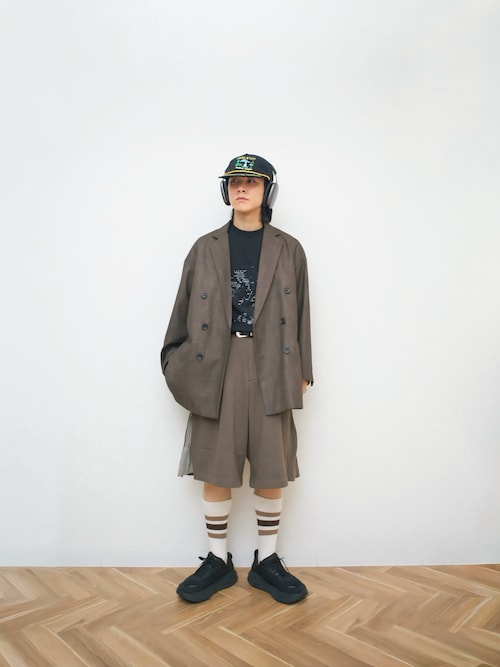 「soerte（ソエルテ）のSIDE ZIP SWEAT HALF PANTS/サイドジップスウェットハーフパンツ（その他パンツ）」を使った、Naotoさん（メンズ・165cm）の春コーディネート