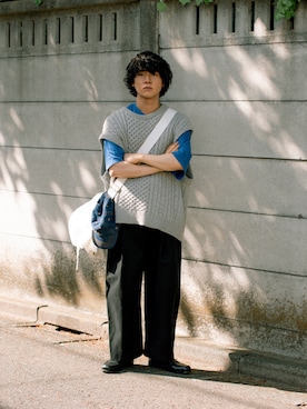 「デカバッグ」｜「アイテム（その他）」を使った、Naotoさん（メンズ・165cm）の春コーディネート
