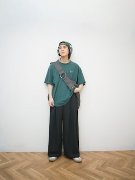 NIKEのアイテム（グリーン系）を使った人気ファッションコーディネート