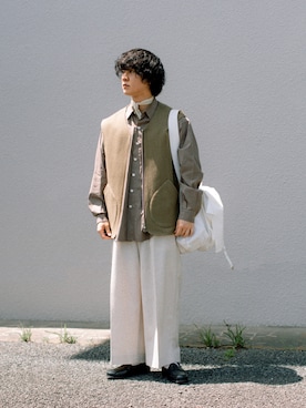 「AURALEE（オーラリー）のアイテム（バッグ）」を使った、Naotoさん（メンズ・165cm）の秋コーディネート