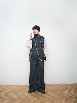 「Perushu(ペルーシュ)のReebok/Perushu別注 スタンドネック配色切り替えナイロンベスト(ベスト)」を使った、Naotoさん(メンズ・165cm)の春コーディネート