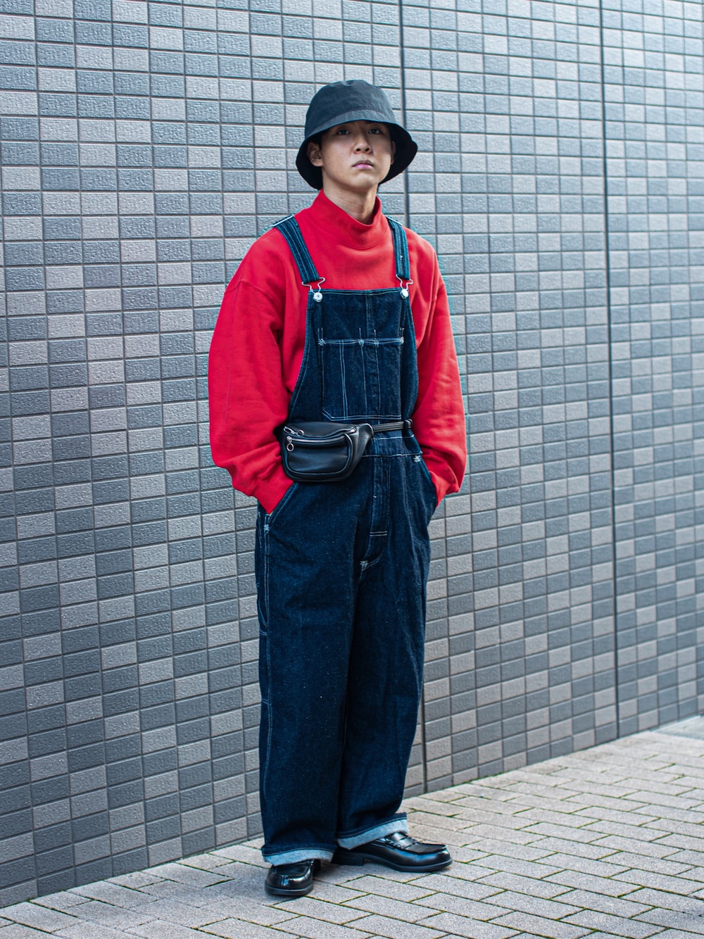 Levi's REDのサロペット/オーバーオールを使った人気ファッション
