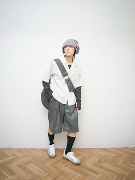 「soerte（ソエルテ）の2tuck wide half pants （Assort）/２タックワイドハーフパンツ（アソート）（その他パンツ、グレー系）」を使った、Naotoさん（メンズ・165cm）の夏コーディネート