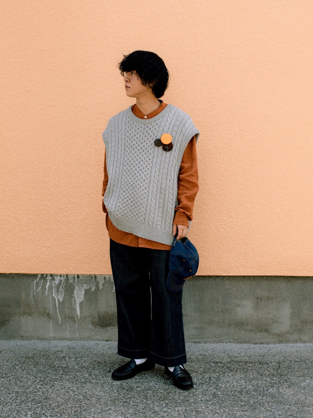 コーデのアクセントに♪ HERMES Cor H ブローチ レア*Hermes*Broche Cor H*Hロゴリザードゴールドメタルブローチ