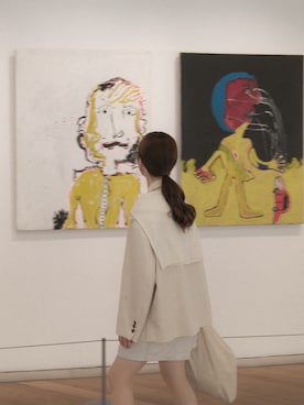 「アイテム（テーラードジャケット、ベージュ系）」を使った、高芦あかりさん（レディース・152cm）の秋コーディネート