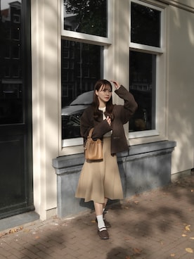 「アイテム（ノーカラージャケット）」を使った、高芦あかりさん（レディース・152cm）の秋コーディネート