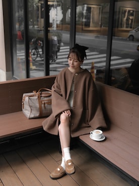 「アイテム（ノーカラーコート）」を使った、高芦あかりさん（レディース・152cm）の秋コーディネート