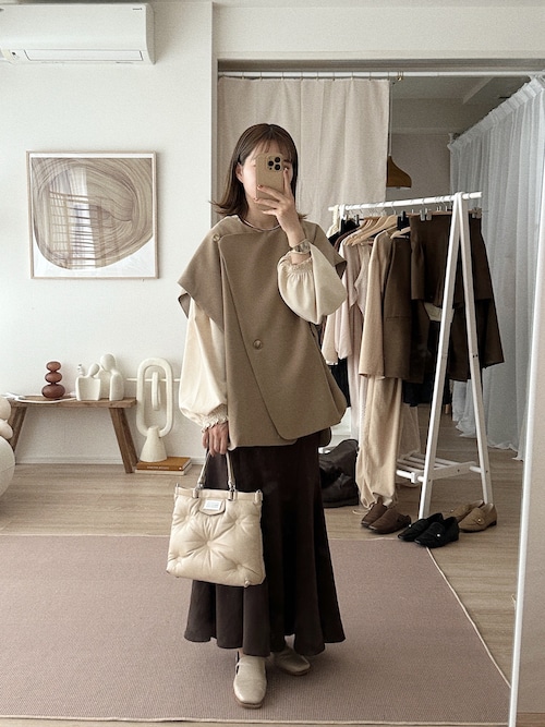 美品】モイテュット 2wayボリュームショルダータックブラウス