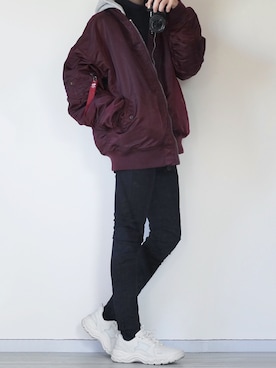 「レッド」｜「アイテム（MA-1）」を使った、seiさん（メンズ・180cm）の冬コーディネート