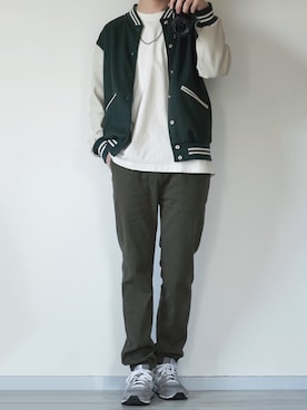 「ジョガーパンツ」｜「アイテム（スタジャン）」を使った、seiさん（メンズ・180cm）の春コーディネート