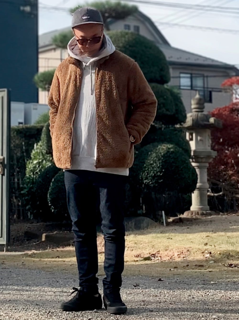 「秋冬コーデ、patagonia、キャップ、UNIQLO、フリース、パーカー、VANS、ZOFF、SUNNTO」｜「patagoniaのアイテム（キャップ、グレー系）」を使った、惣-sou-さん（メンズ・176cm）の秋コーディネートの1枚目の写真