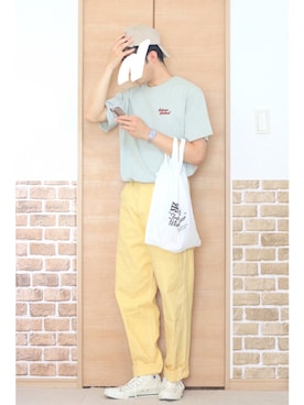 「ホワイトスニーカー」｜「アイテム（キャップ）」を使った、Na.2さん（メンズ・170cm）の夏コーディネート