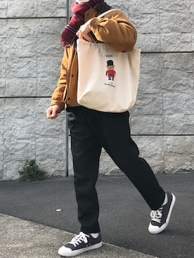 「赤コーデ」｜「アイテム（ブルゾン）」を使った、Na.2さん（メンズ・170cm）の冬コーディネート