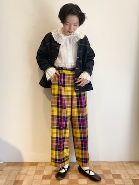 「アイテム（デニムジャケット）」を使った、Iwaさん（レディース・160cm）の秋コーディネート