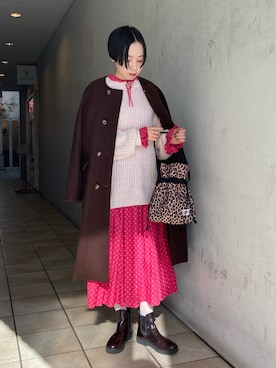 「アイテム（ノーカラーコート）」を使った、Iwaさん（レディース・160cm）の冬コーディネート