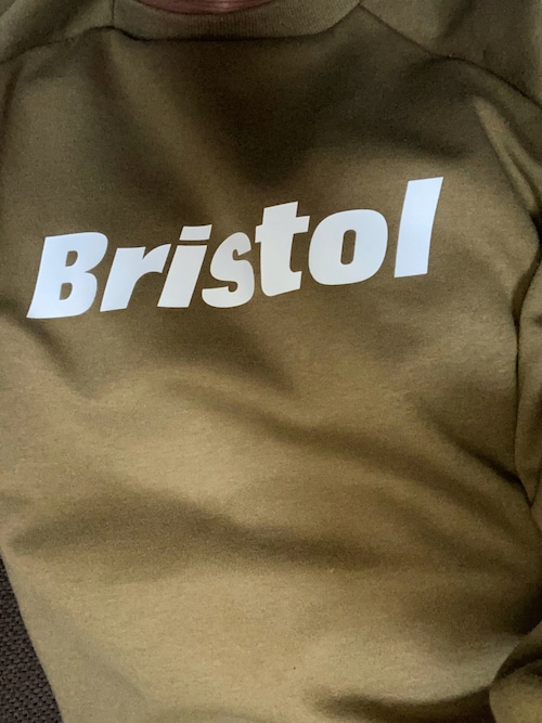 トップス Bristol AUTHENTIC LOGO CREWNECK SWEAT F.C.Real Bristol（エフシーレアルブリストル）の「AUTHENTIC