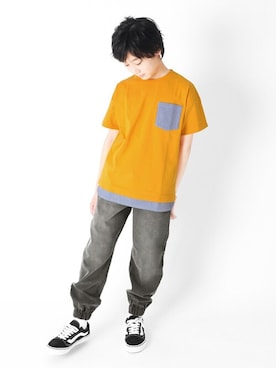 「アイテム（デニムパンツ）」を使った、GLAZOSさん（キッズ・150cm）の春コーディネート