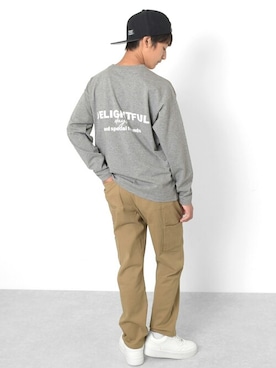 「アイテム（パンツ）」を使った、GLAZOSさん（キッズ・159cm）の冬コーディネート