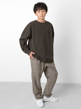 「アイテム（スウェット）」を使った、GLAZOSさん（キッズ・151cm）の冬コーディネート