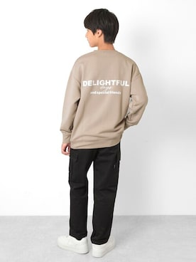 「アイテム（カーゴパンツ）」を使った、GLAZOSさん（キッズ・159cm）の冬コーディネート