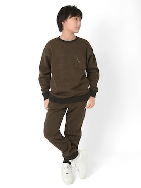 「アイテム（スウェット）」を使った、GLAZOSさん（キッズ・151cm）の冬コーディネート