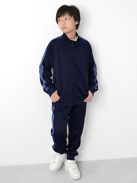 「GLAZOS（グラソス）のアイテム（ブルゾン）」を使った、GLAZOSさん（キッズ・151cm）の冬コーディネート