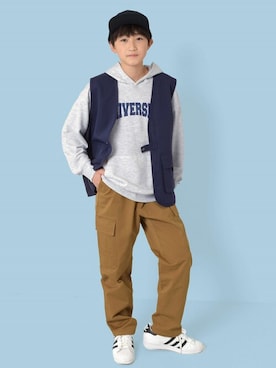 「アイテム（ベスト）」を使った、GLAZOSさん（キッズ・151cm）の冬コーディネート