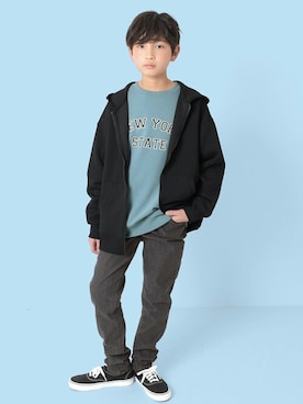 「アイテム（スウェット）」を使った、GLAZOSさん（キッズ・150cm）の冬コーディネート