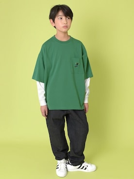 「アイテム（Tシャツ/カットソー）」を使った、GLAZOSさん（キッズ・150cm）の冬コーディネート