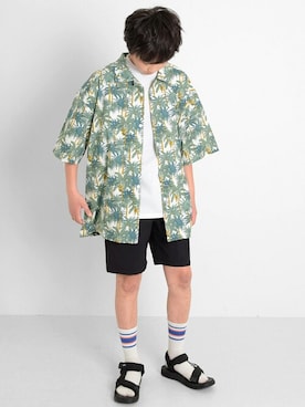 「アイテム（Tシャツ/カットソー）」を使った、GLAZOSさん（キッズ・151cm）の春コーディネート