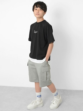 「アイテム（カーゴパンツ）」を使った、GLAZOSさん（キッズ・154cm）の夏コーディネート