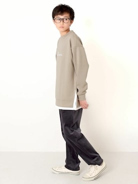 「アイテム（スウェット）」を使った、GLAZOSさん（キッズ・155cm）の秋コーディネート