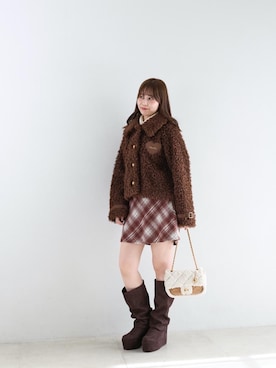 「MAJESTIC LEGON（マジェスティックレゴン）のアイテム」を使った、さぁやんさん（レディース・158cm）の秋コーディネート